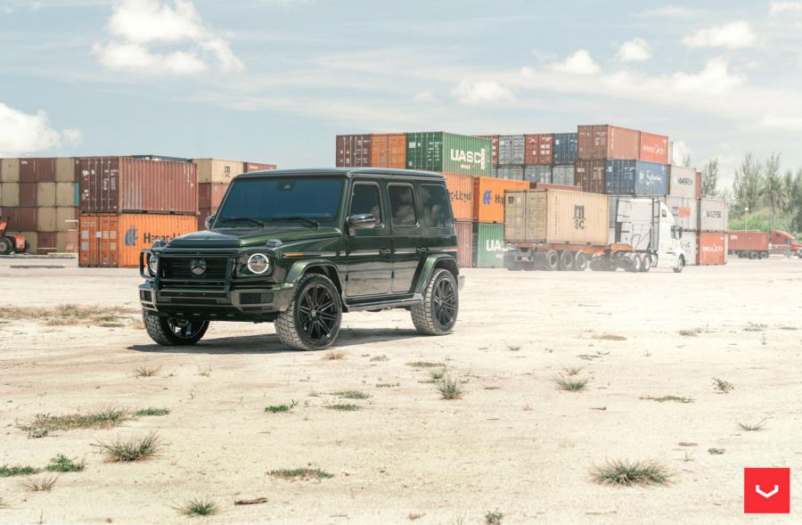  Mercedes-Benz G550 on Vossen Wheels (CV10) 2019 года  (фото 8 из 15)